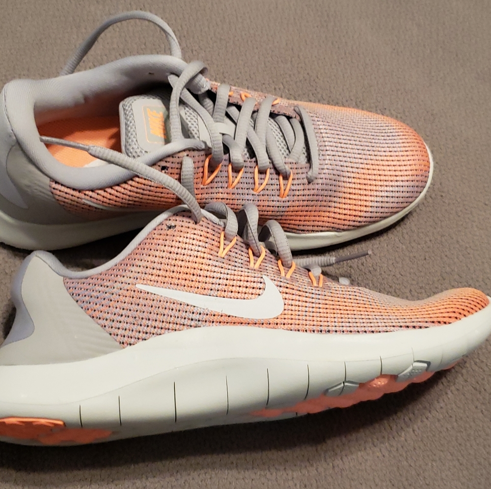 Nike Womens